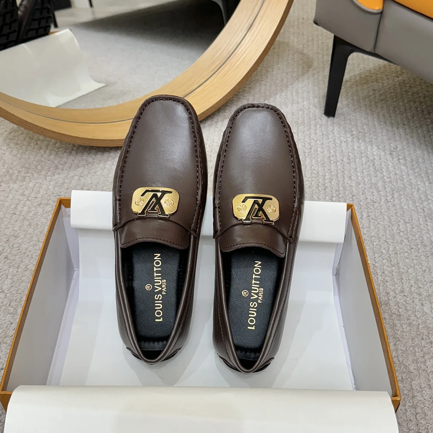 LV Loafers Calf Leather Brown-Gold EU38-46 B00202609110110 - Image 2