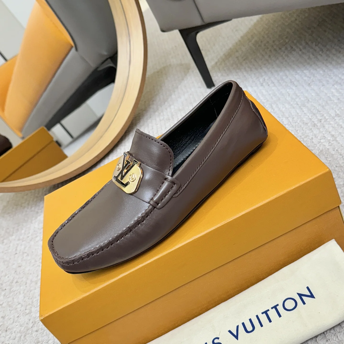 LV Loafers Calf Leather Brown-Gold EU38-46 B00202609110110 - Image 6