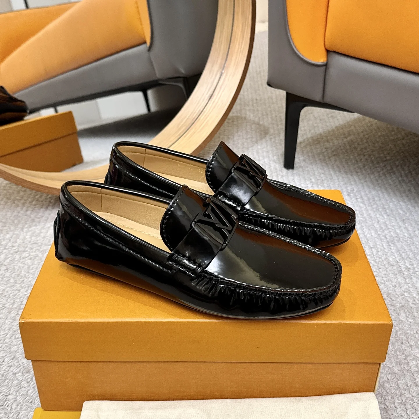 LV Loafers Calfskin Leather Black EU38-46 B00202609110112 - Image 3