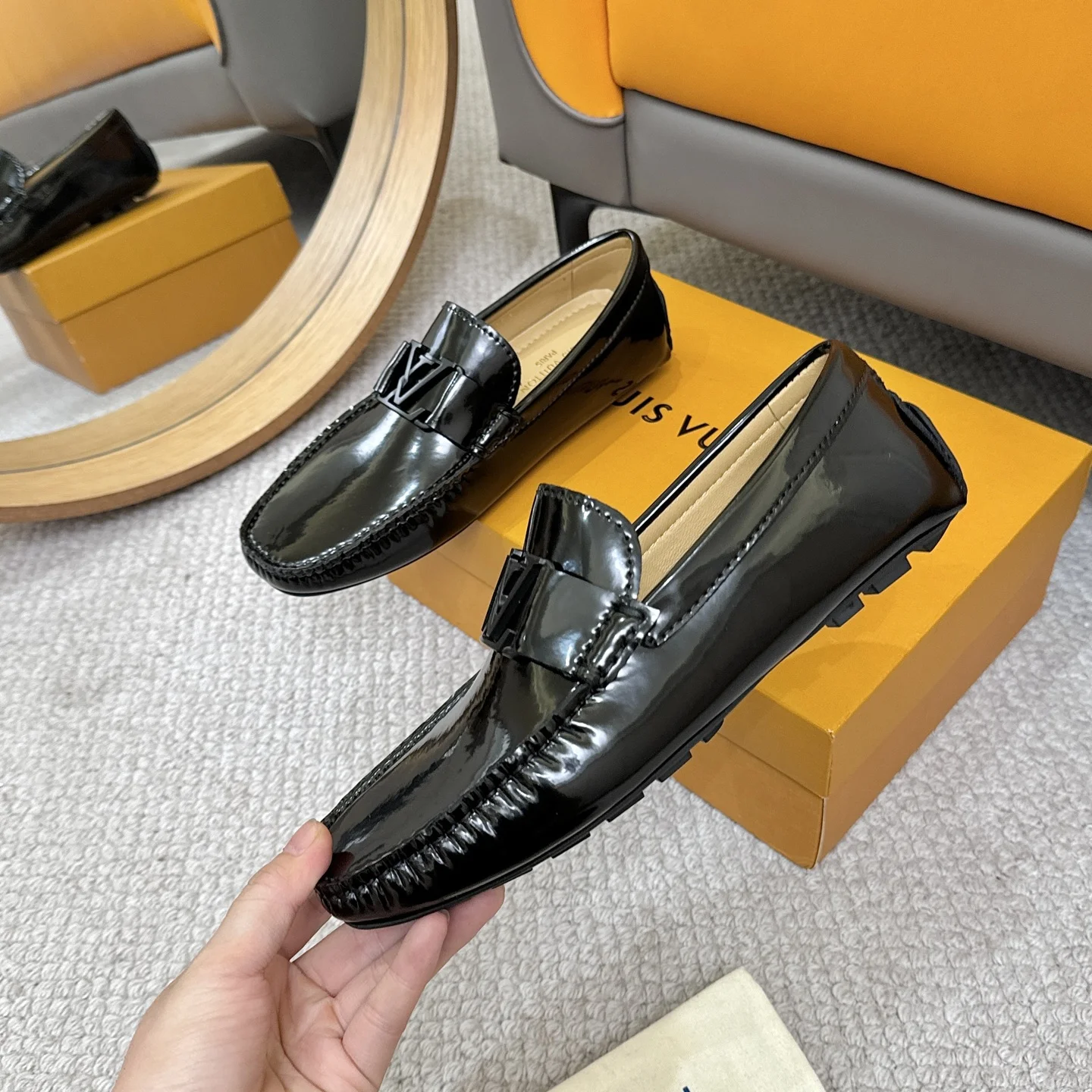 LV Loafers Calfskin Leather Black EU38-46 B00202609110112 - Image 4