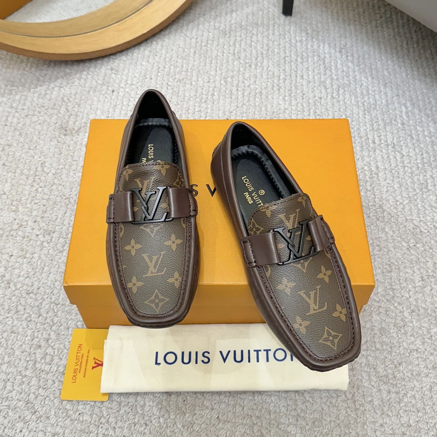 LV Loafers Calfskin Leather Brown-Black EU38-46 B00202609110123
