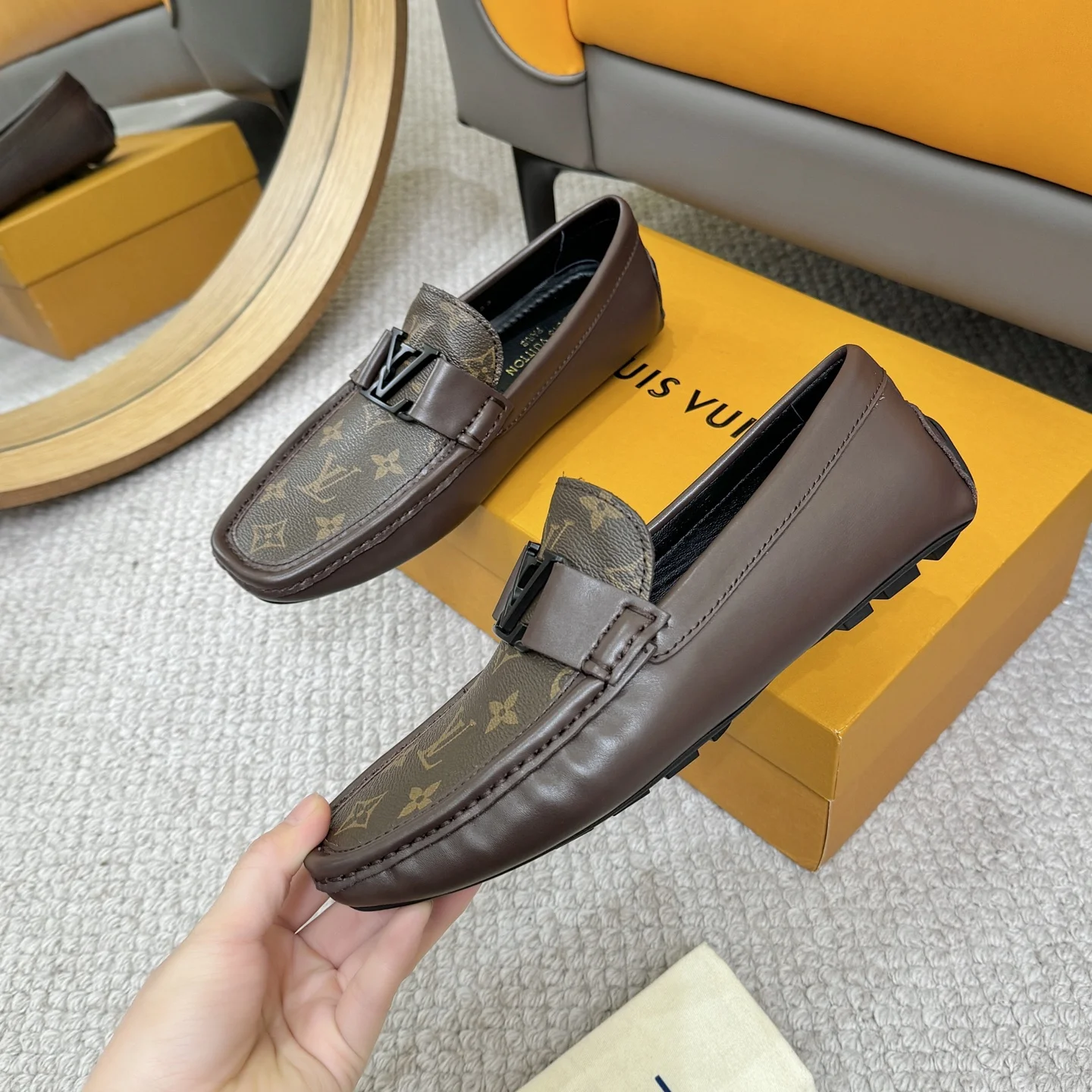 LV Loafers Calfskin Leather Brown-Black EU38-46 B00202609110123 - Image 4