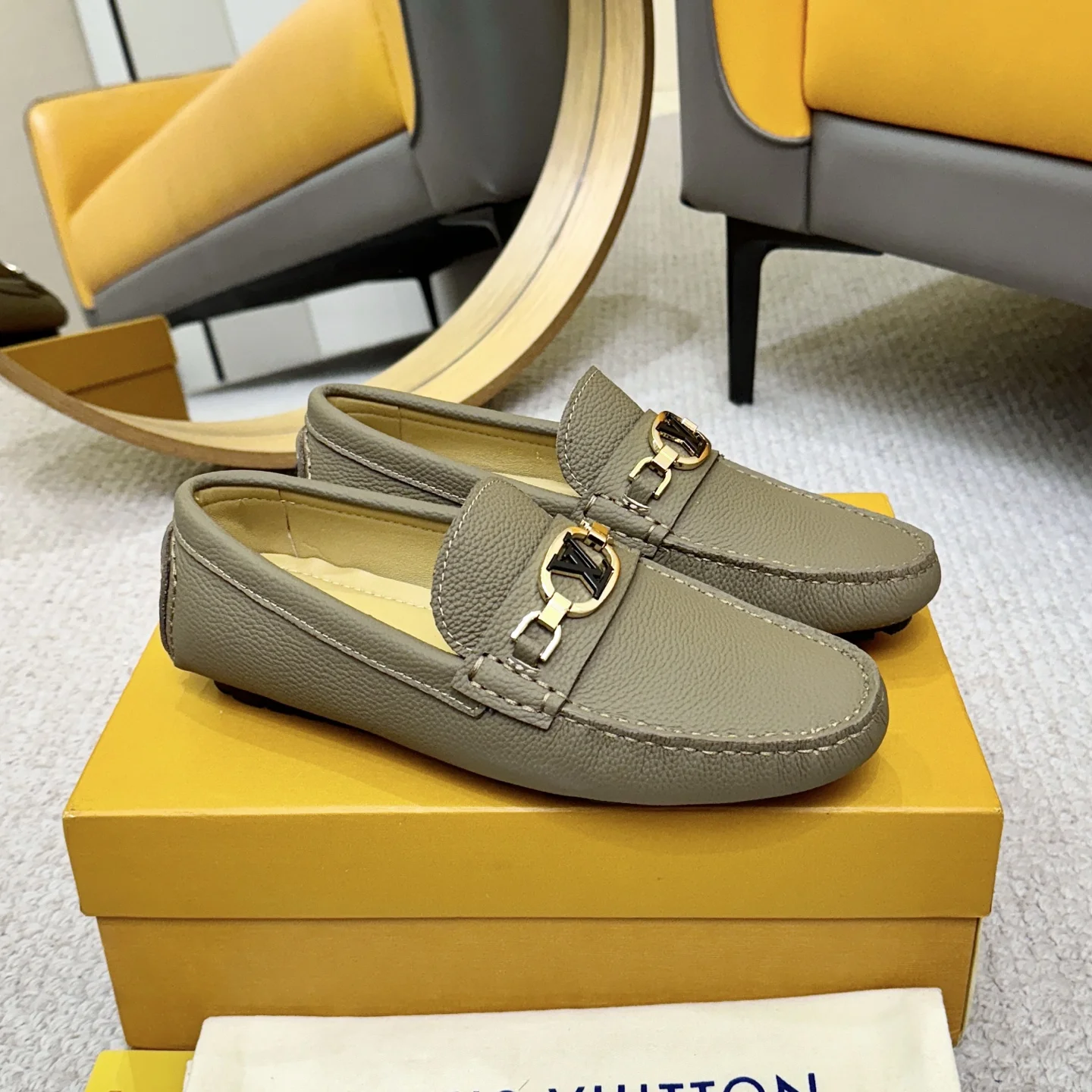 LV Loafers Gray-Gold B00202609110104 - Image 3