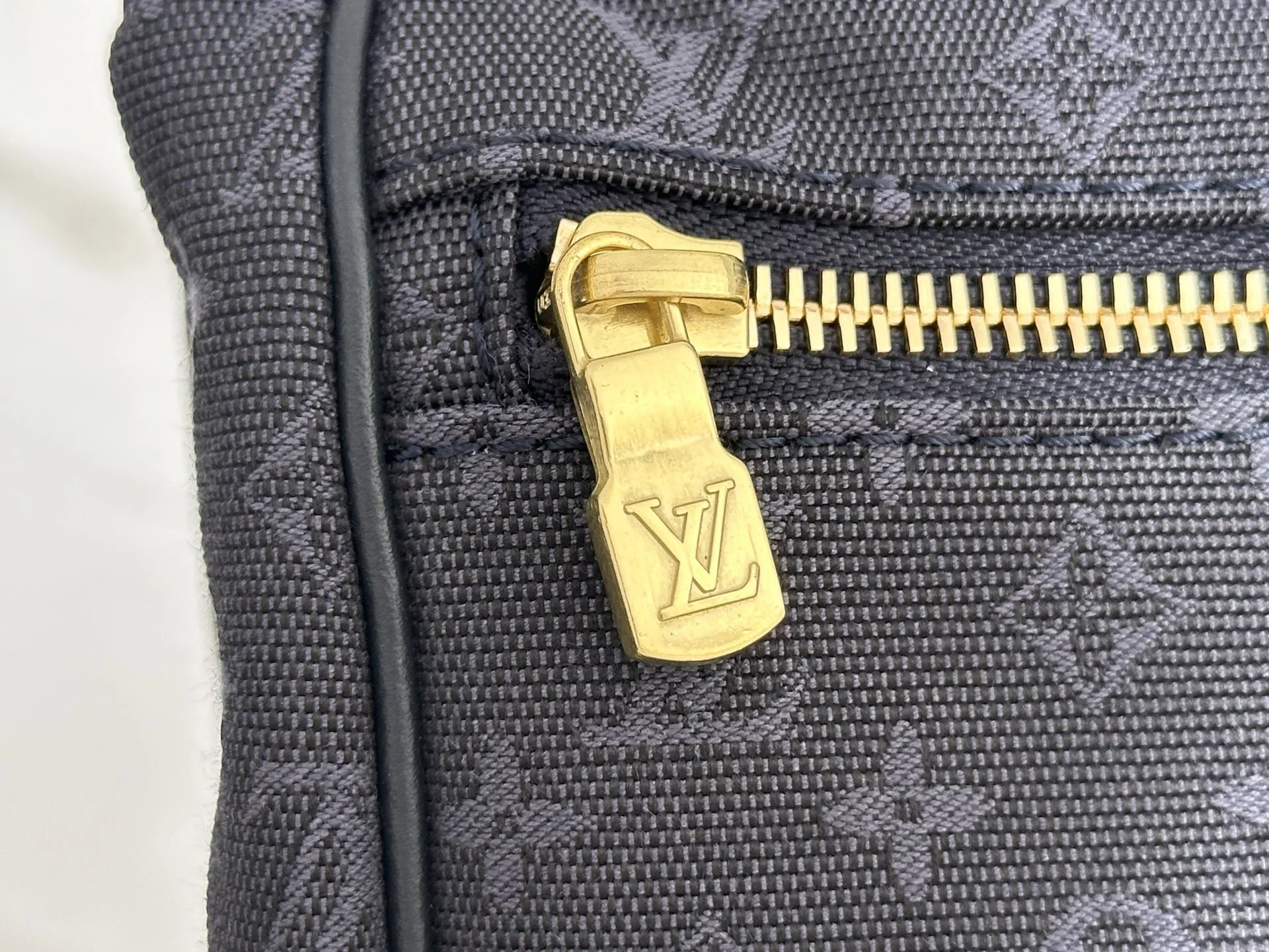LV Messenger Bags Denim Canvas Dark Blue-Gold 43X30X20CM G80202609090356 - Image 9