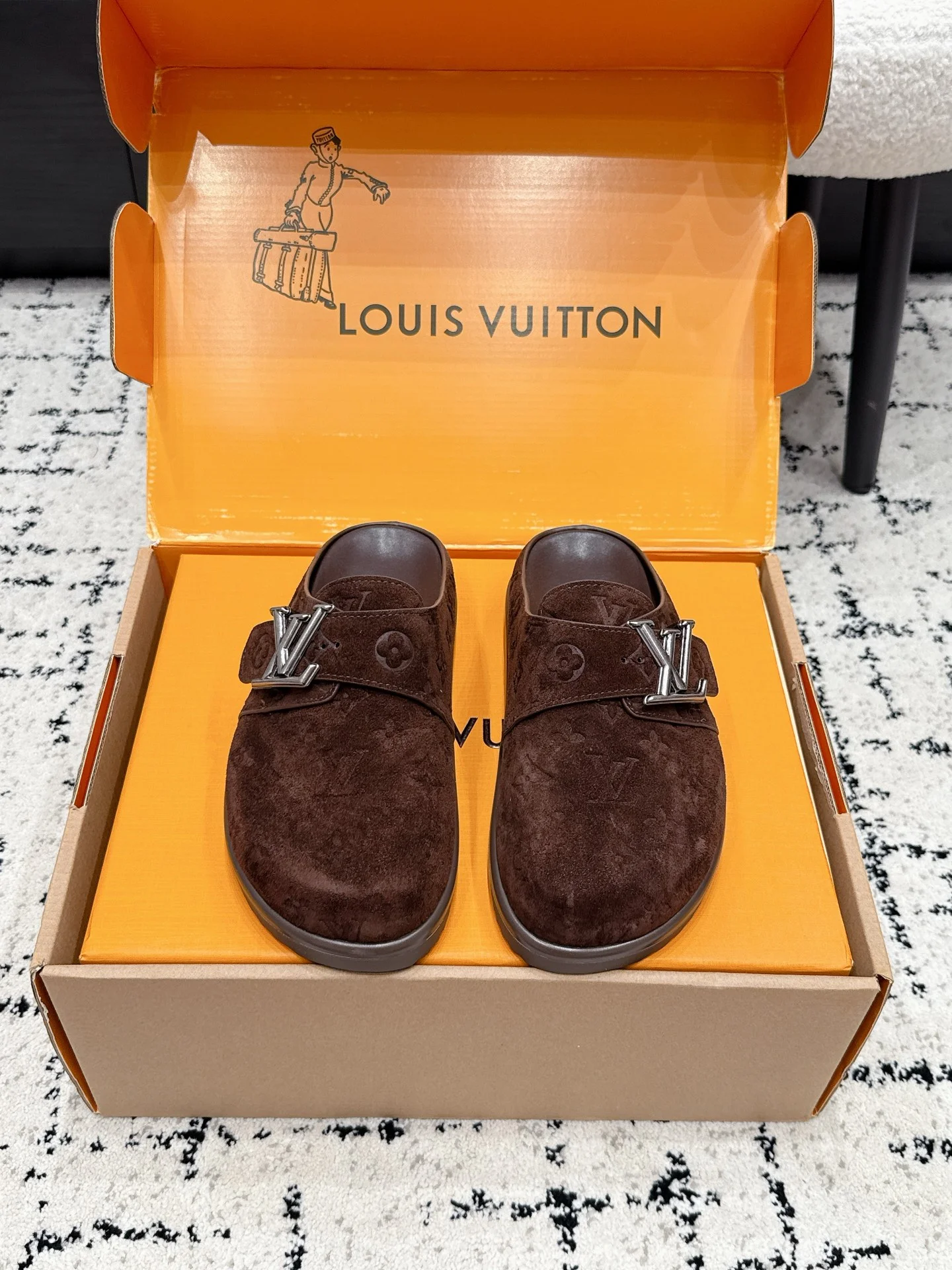 LV Mules Suede Leather Brown-Silver EU35-45 B70202609111848