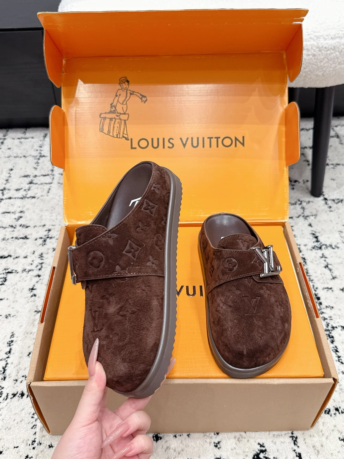 LV Mules Suede Leather Brown-Silver EU35-45 B70202609111848 - Image 4
