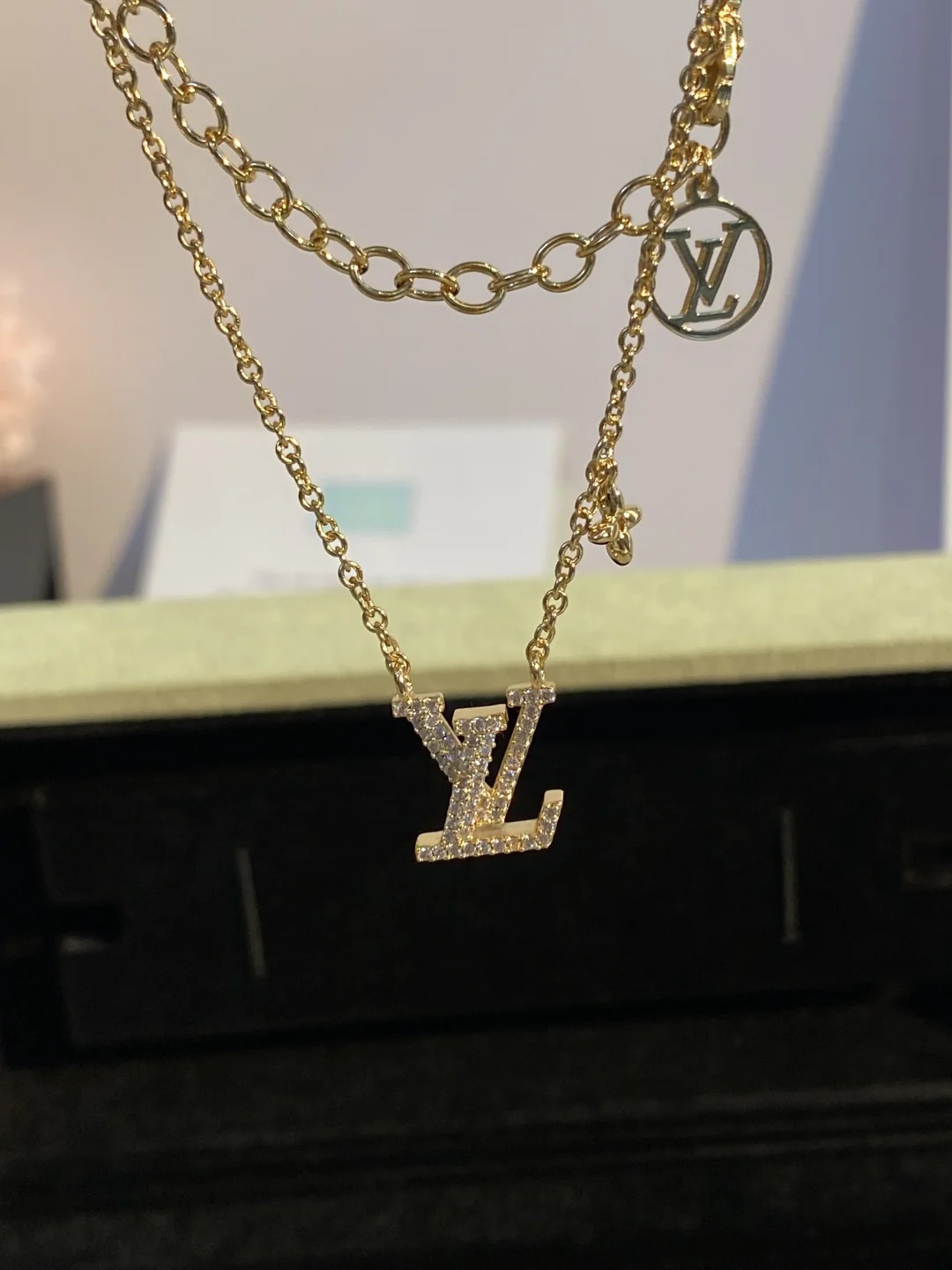 LV Necklaces Yellow Gold Diamond A15202609070040 - Image 6