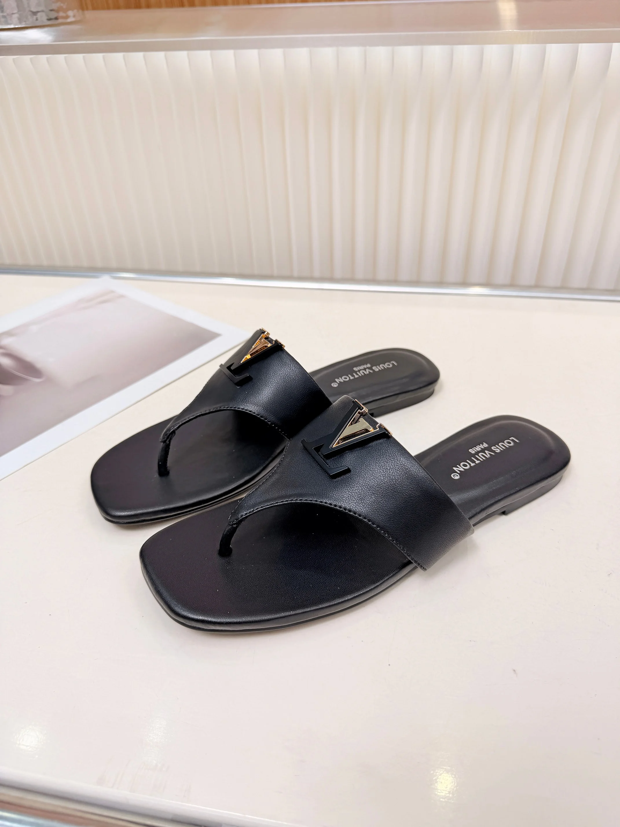 LV Sandals Calf Leather Black-Gold EU35-40 A60202609111189 - Image 2