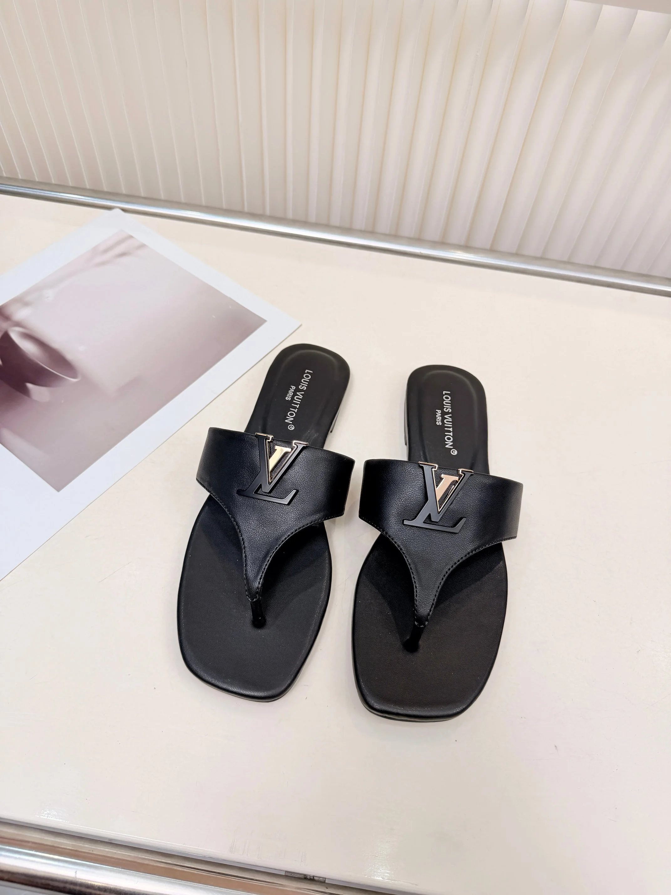 LV Sandals Calf Leather Black-Gold EU35-40 A60202609111189 - Image 4