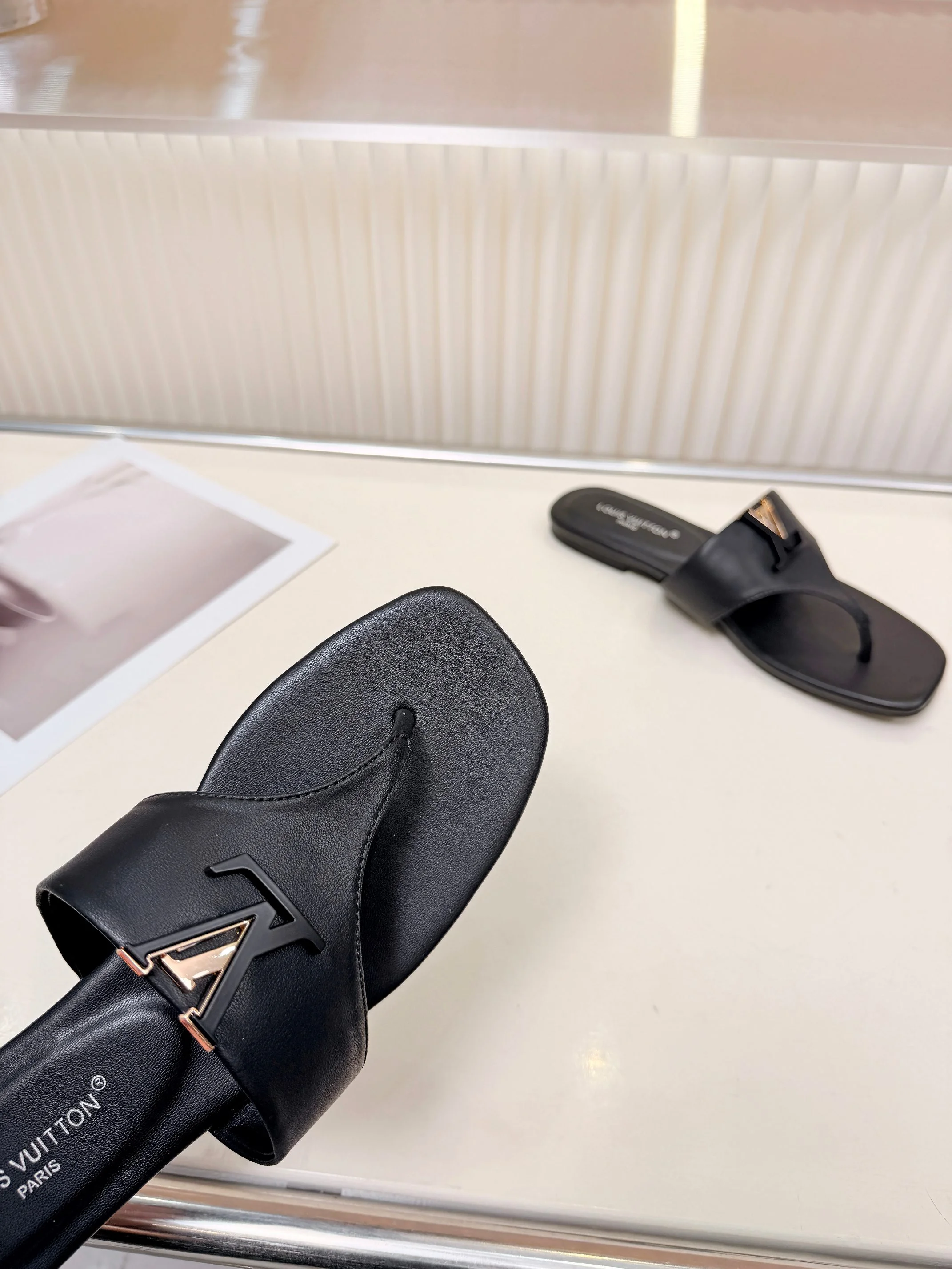 LV Sandals Calf Leather Black-Gold EU35-40 A60202609111189 - Image 9