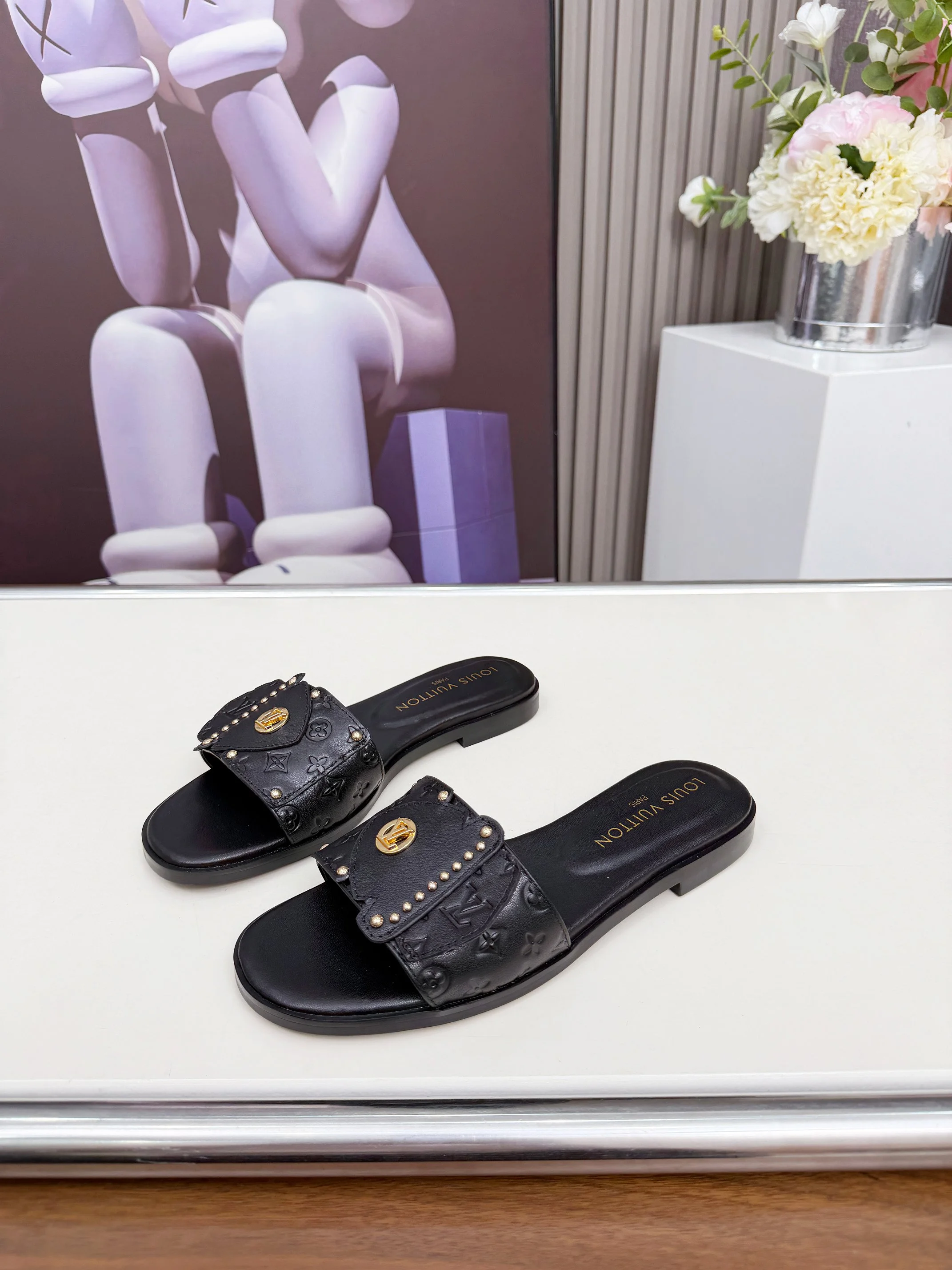 LV Sandals Calf Leather Black-Gold EU35-40 A70202609111192 - Image 3