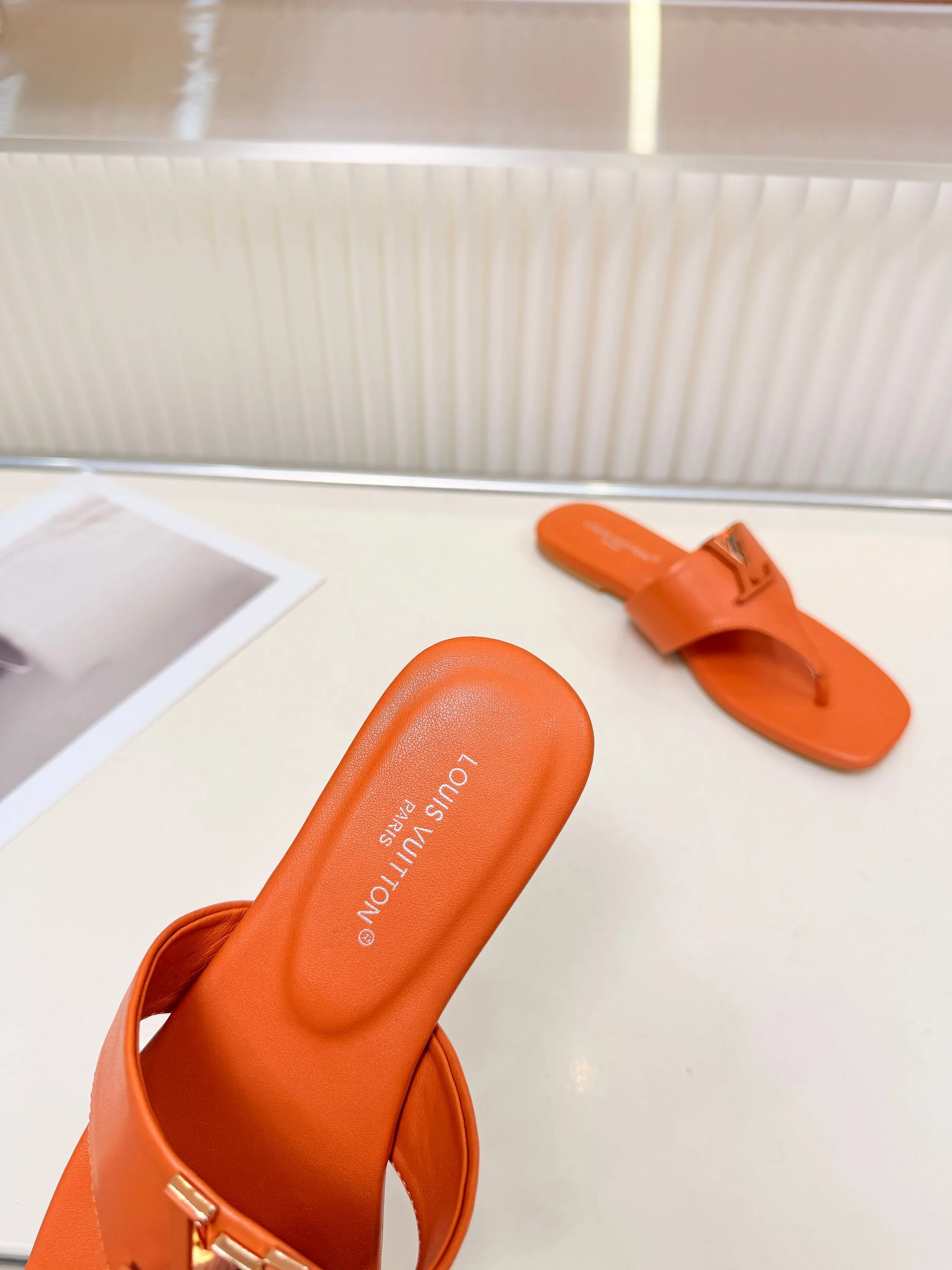 LV Sandals Cow Leather Orange EU35-40 A60202609111190 - Image 10