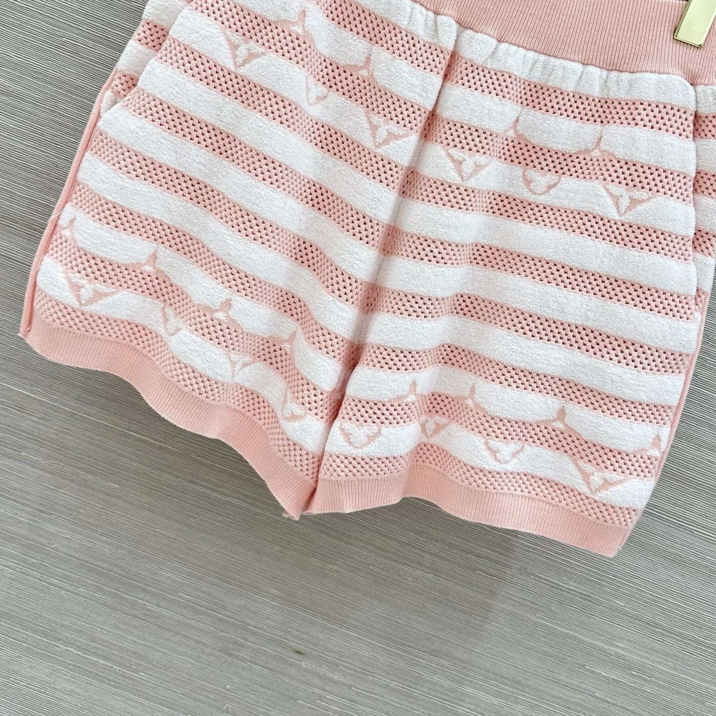 LV Shorts Wool Pink-White M B15202609062028 - Image 6