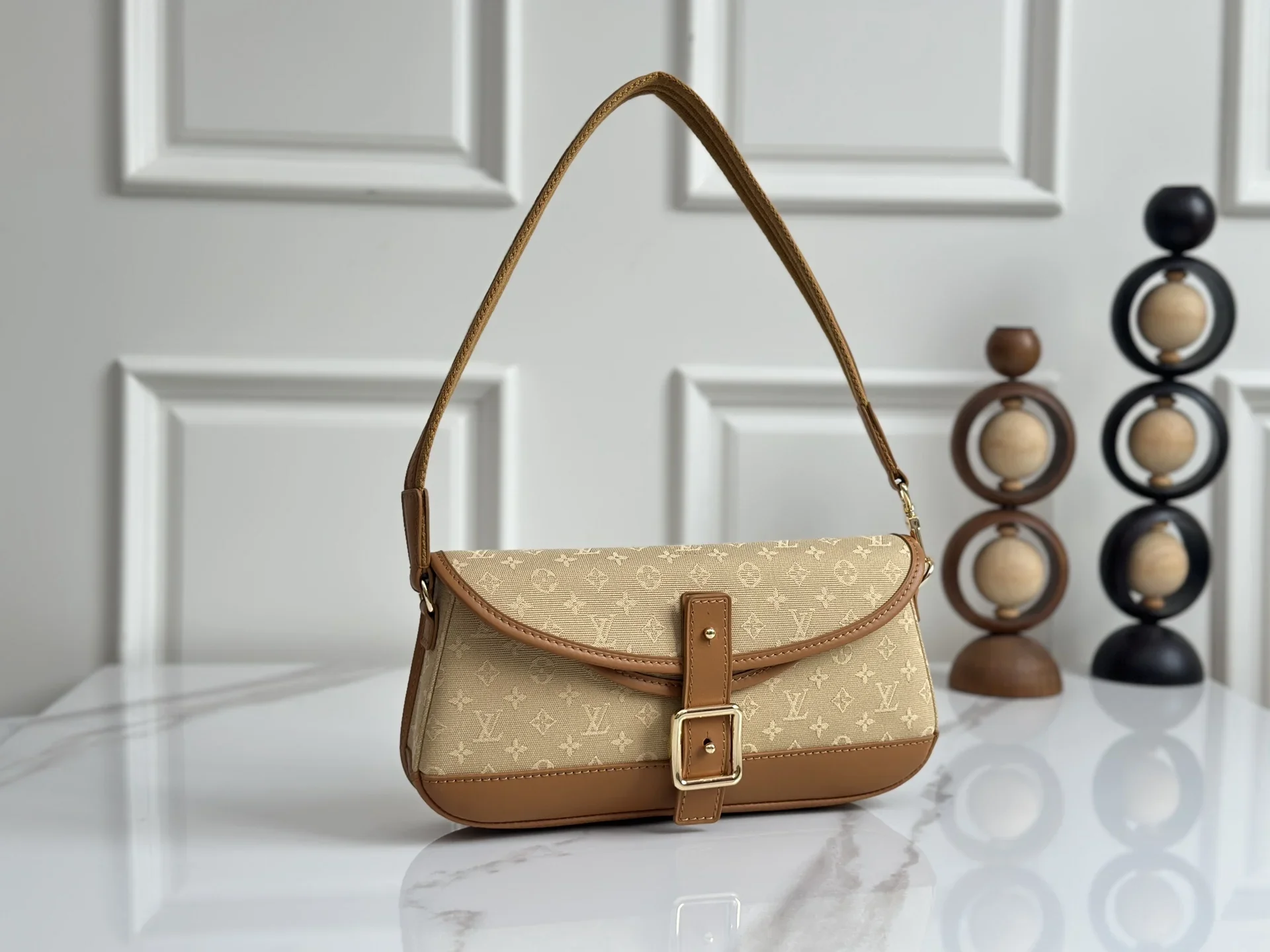 LV Shoulder Bags Beige-Brown 26X12X3CM D60202609090355
