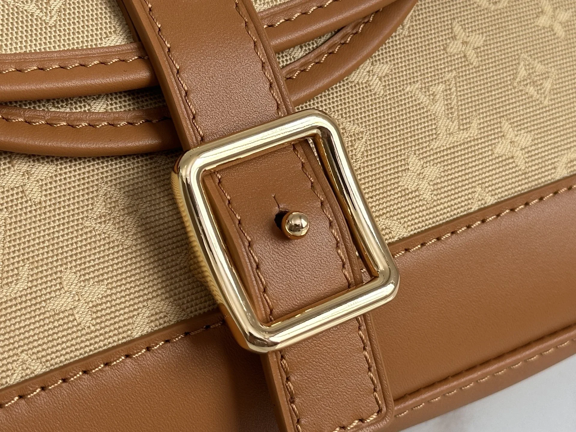 LV Shoulder Bags Beige-Brown 26X12X3CM D60202609090355 - Image 5