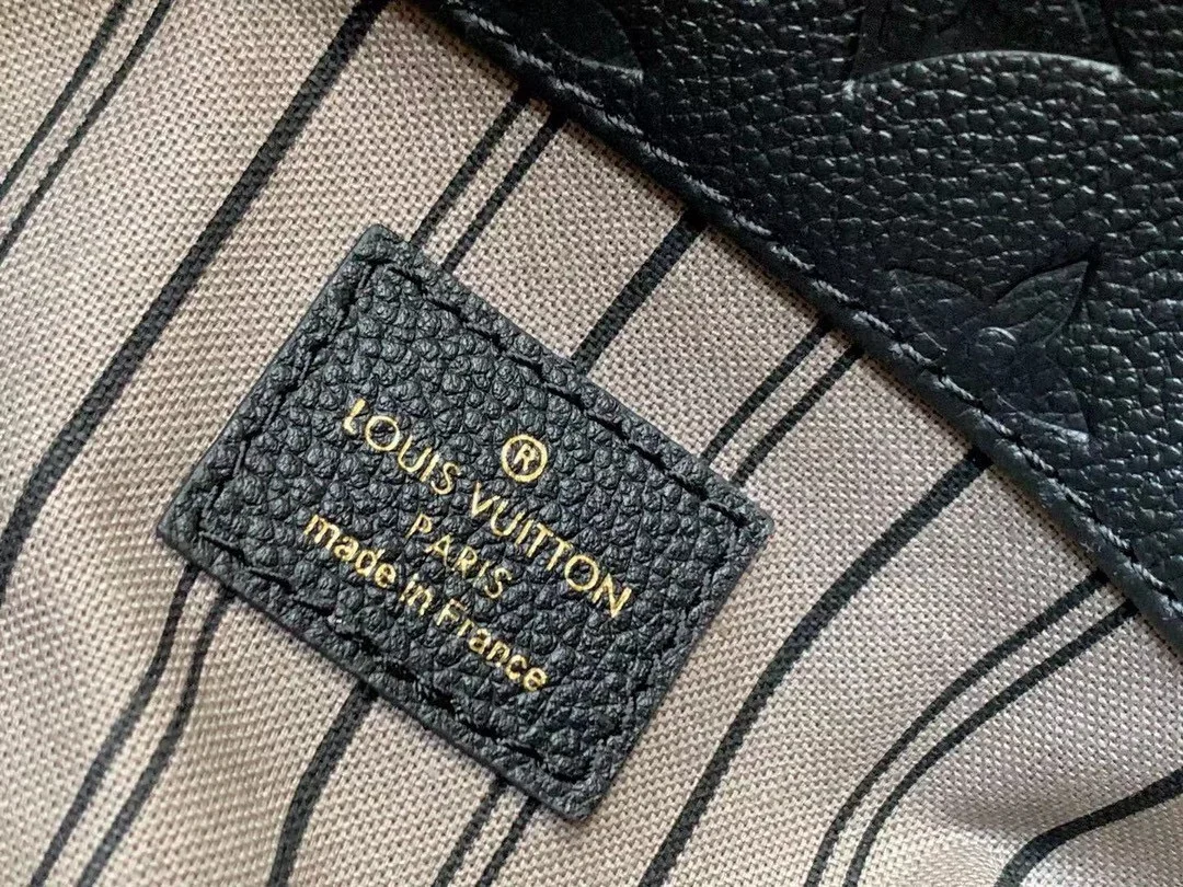 LV Shoulder Bags Black-Gold 47X32X22CM I40202609090363 - Image 8