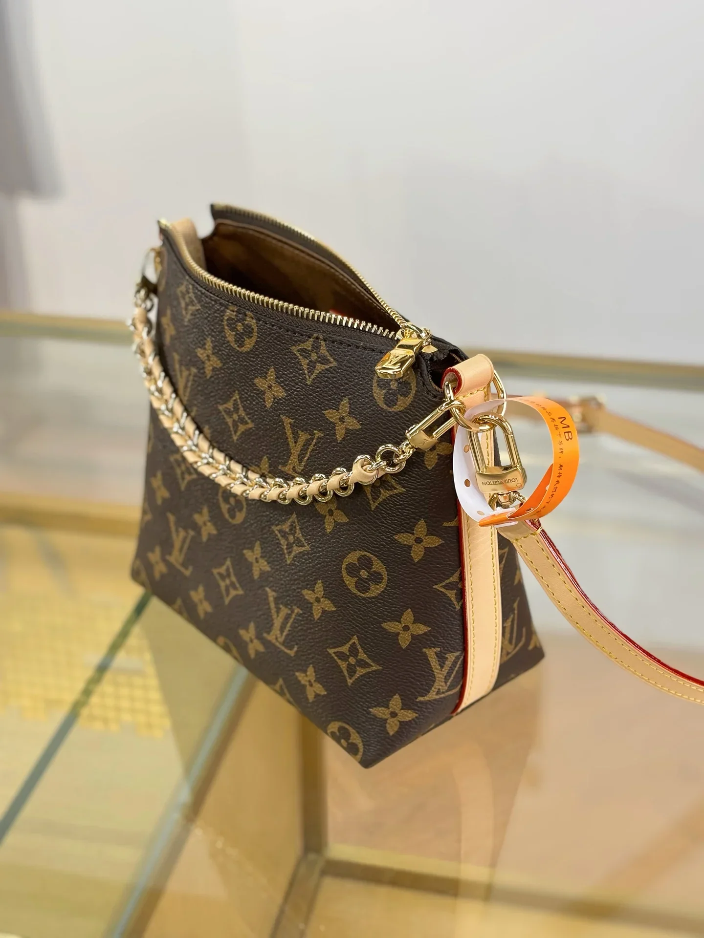 LV Shoulder Bags Brown-Gold 19X18X8CM F50202609090326 - Image 5