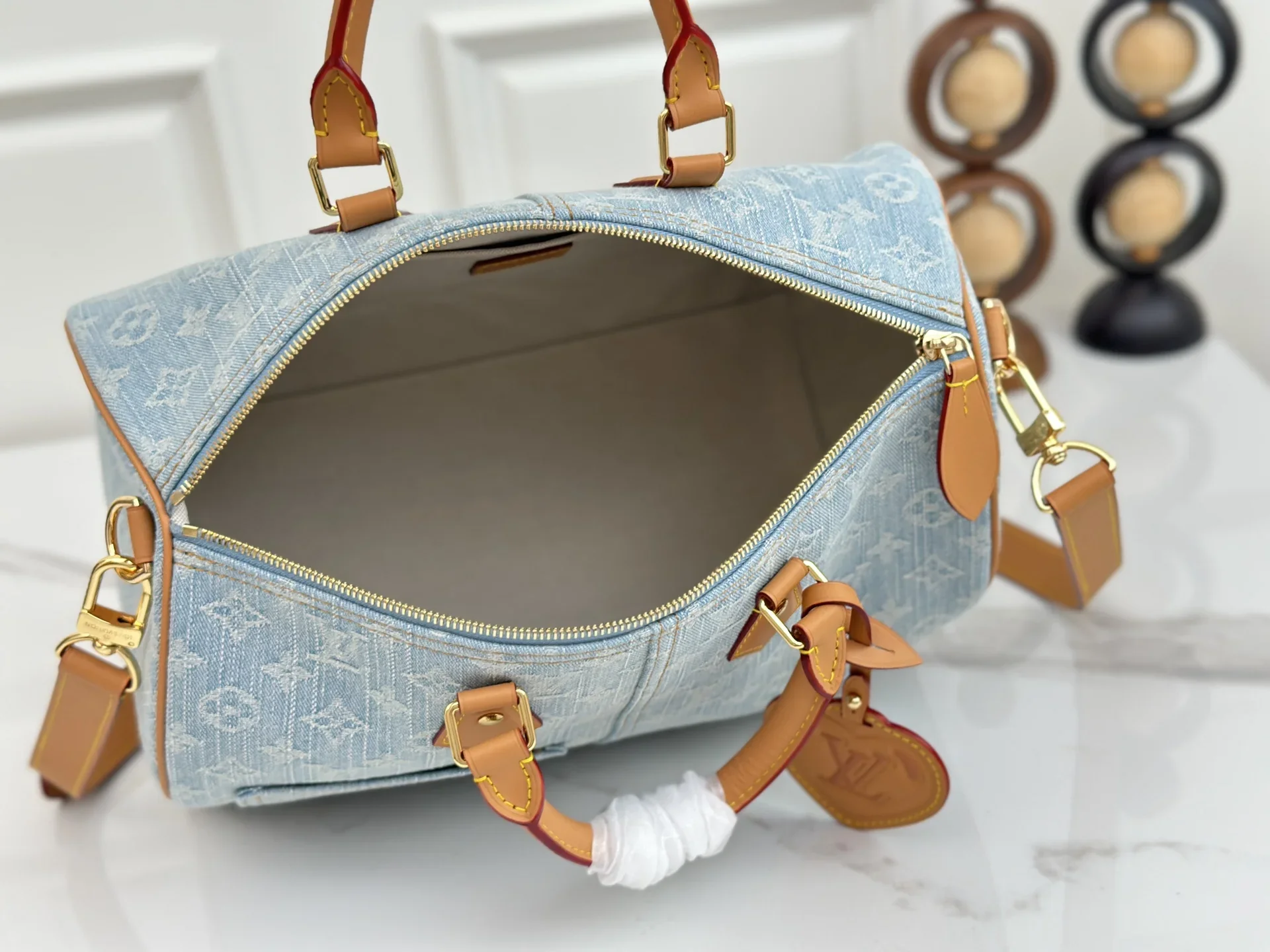 LV Shoulder Bags Denim Leather Blue-Tan 34X22X19CM E90202609090364 - Image 8