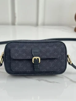 LV Shoulder Bags Denim Leather Navy-Gold 22X13X5 CM D50202609090338
