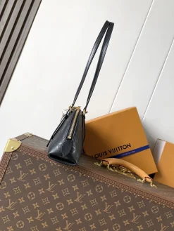 Alternative view of LV Shoulder Bags Leather Black-Gold 29X14X8CM E00202609090328