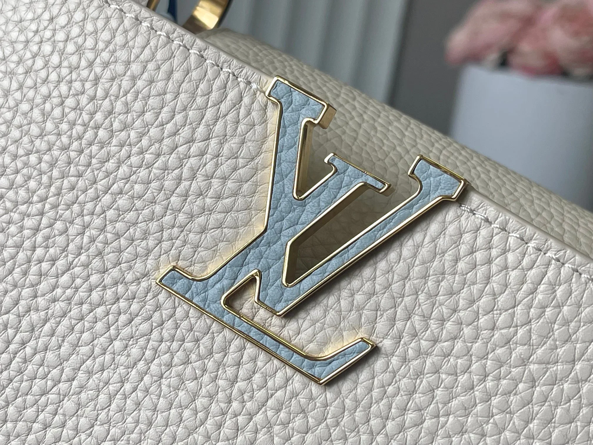 LV Shoulder Bags Leather Cream-Gold 27X18X9 CM A080202609090335 - Image 4