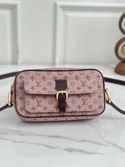 LV Shoulder Bags Pink-Brown 22X13X5CM D50202609090357