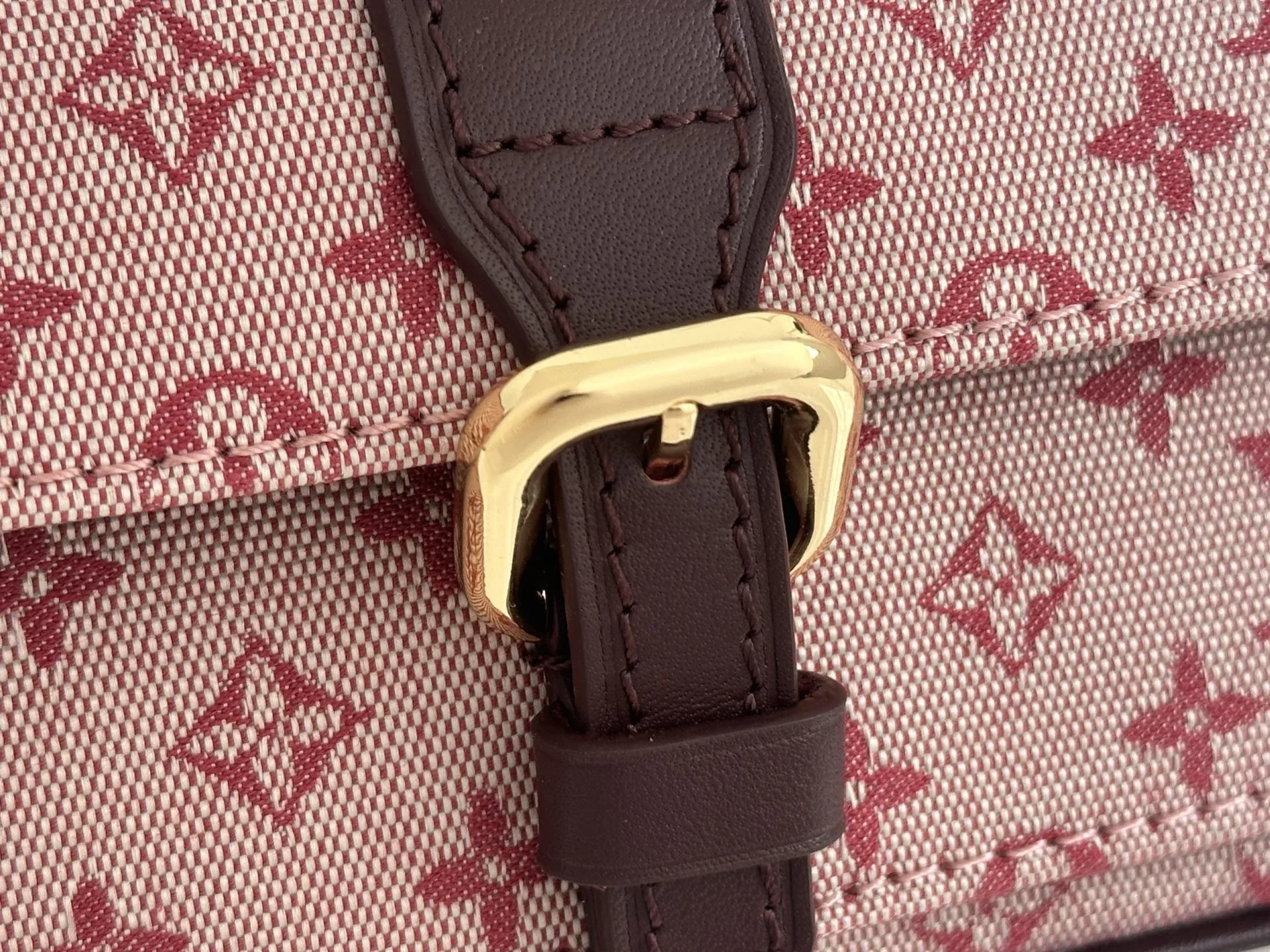 LV Shoulder Bags Pink-Brown 22X13X5CM D50202609090357 - Image 5