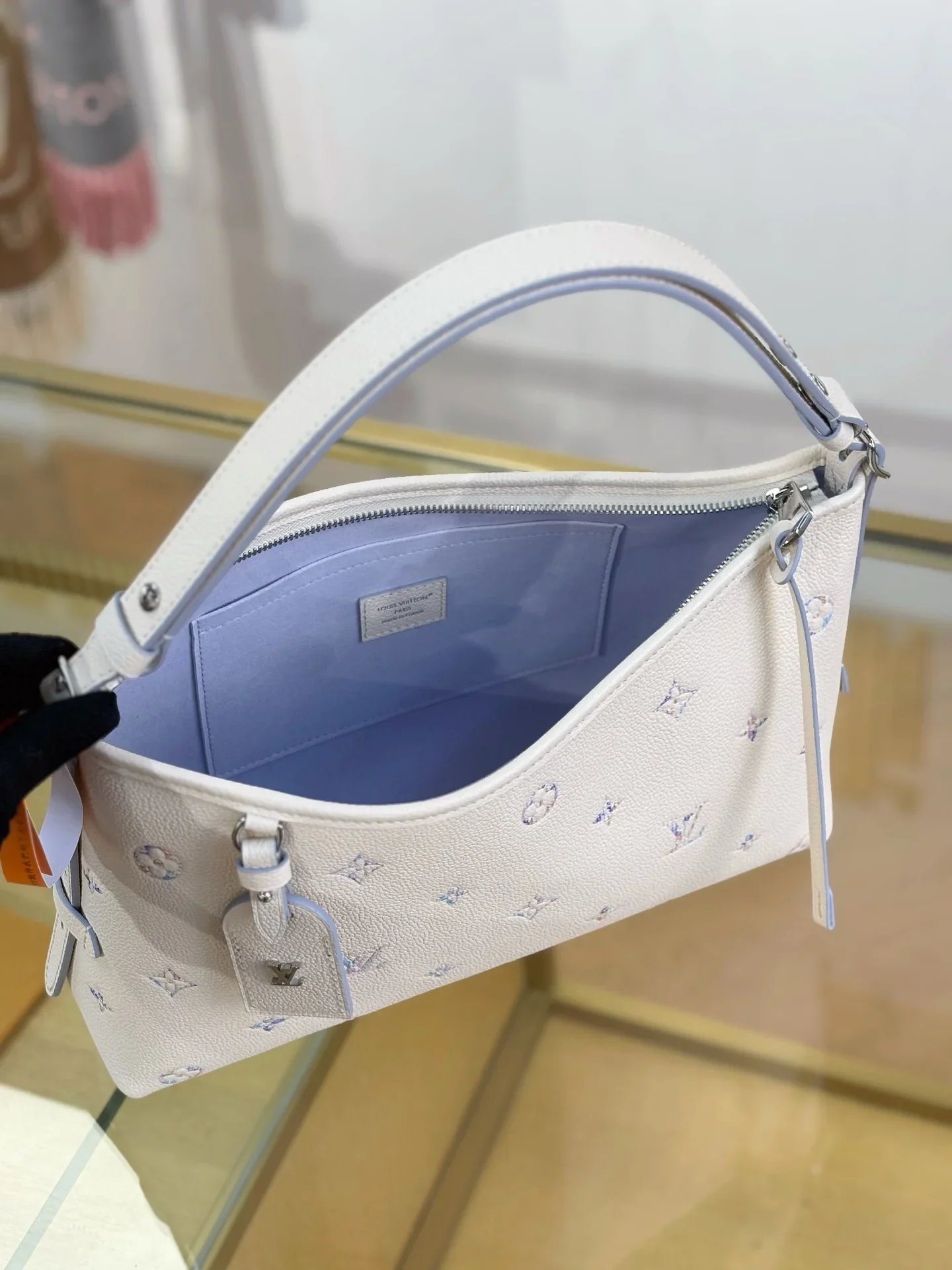 LV Shoulder Bags White-Blue 36X19X10CM H50202609090382 - Image 6