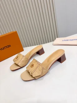 Alternative view of LV Slides Beige-Gold A60202609111115