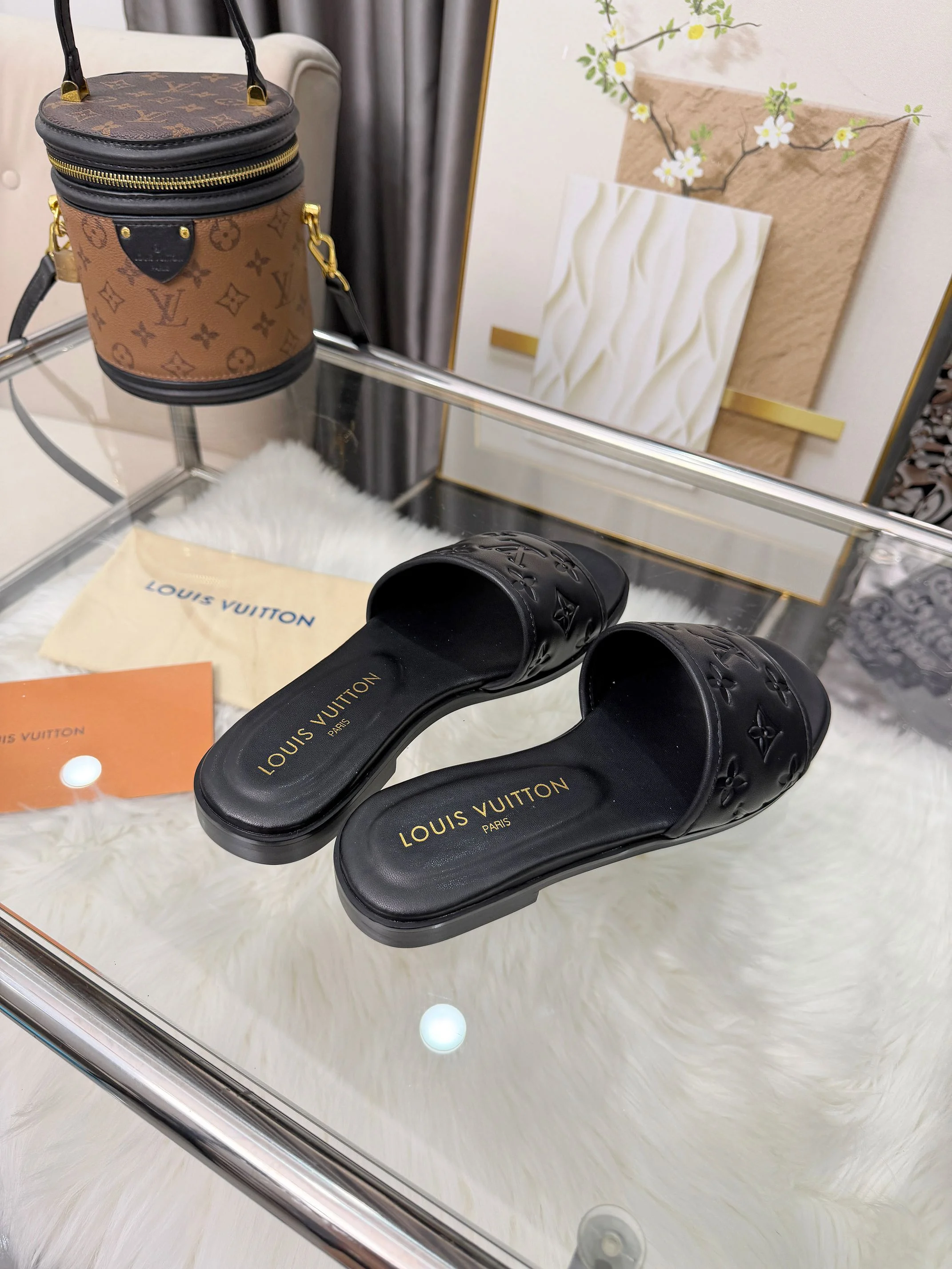 LV Slides Black EU35-40 A60202609111191 - Image 5