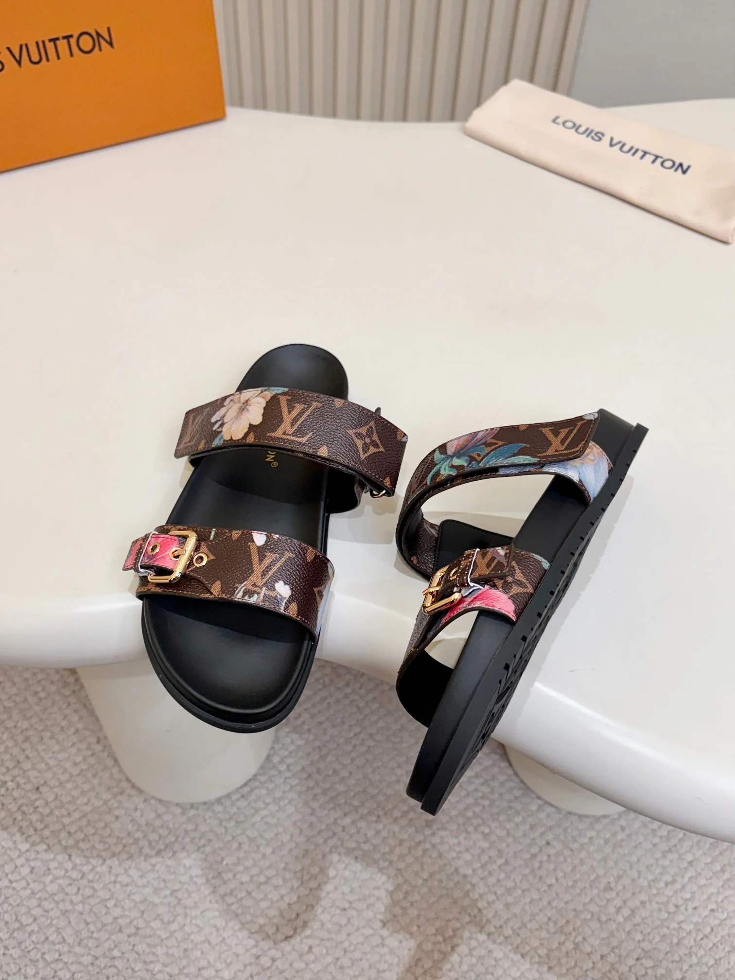 LV Slides Brown-Black EU35-45 A60202609111097 - Image 2