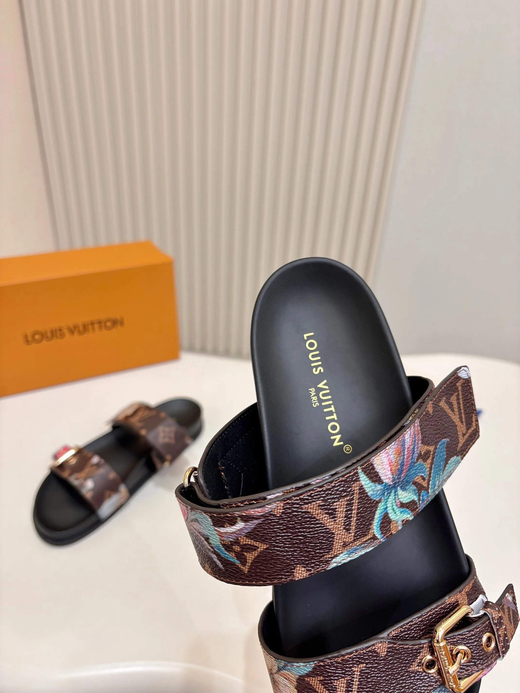 LV Slides Brown-Black EU35-45 A60202609111097 - Image 6