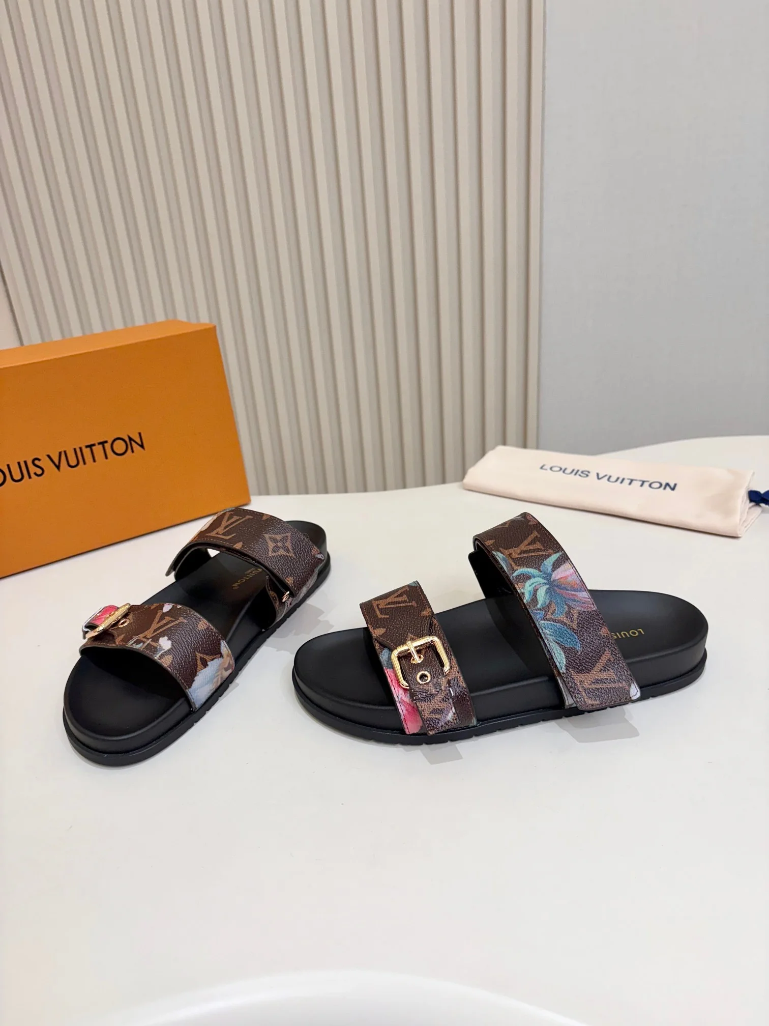 LV Slides Brown-Black EU35-45 A60202609111097 - Image 8