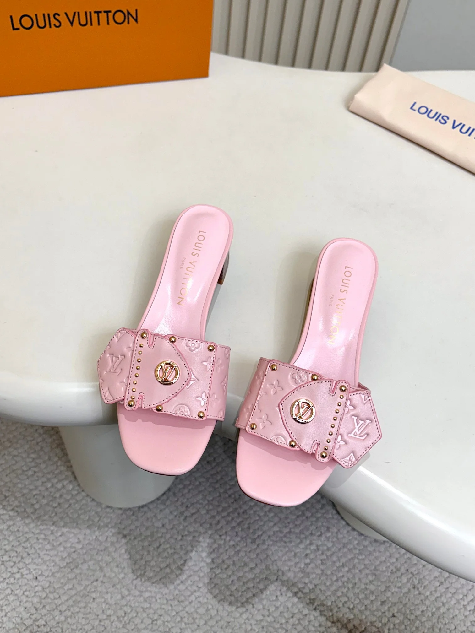 LV Slides Calfskin Leather Pink-Gold A60202609111117