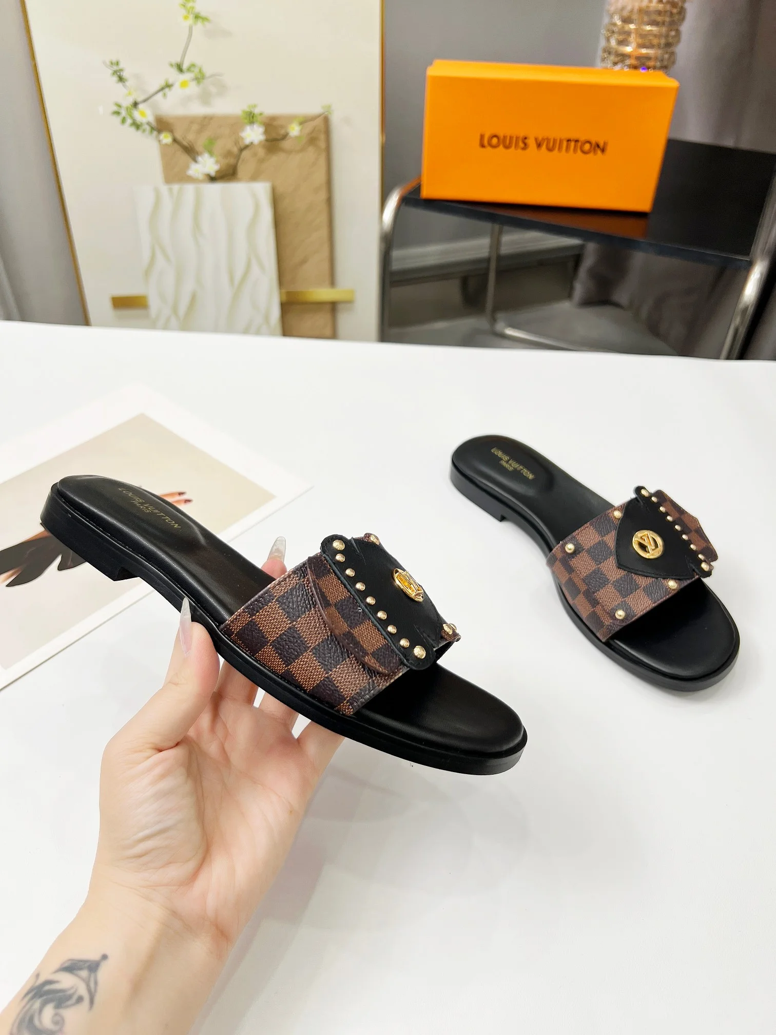LV Slides Canvas Leather Black-Brown EU35-40 A60202609111199 - Image 9