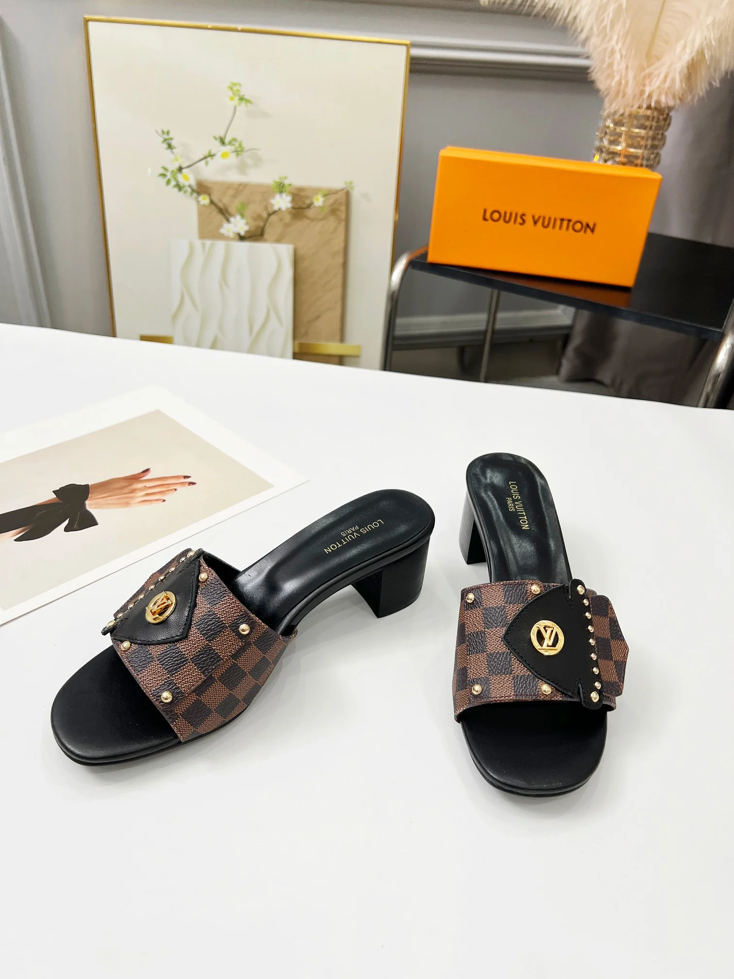 LV Slides Canvas Leather Brown-Black EU35-40 A80202609111198 - Image 5