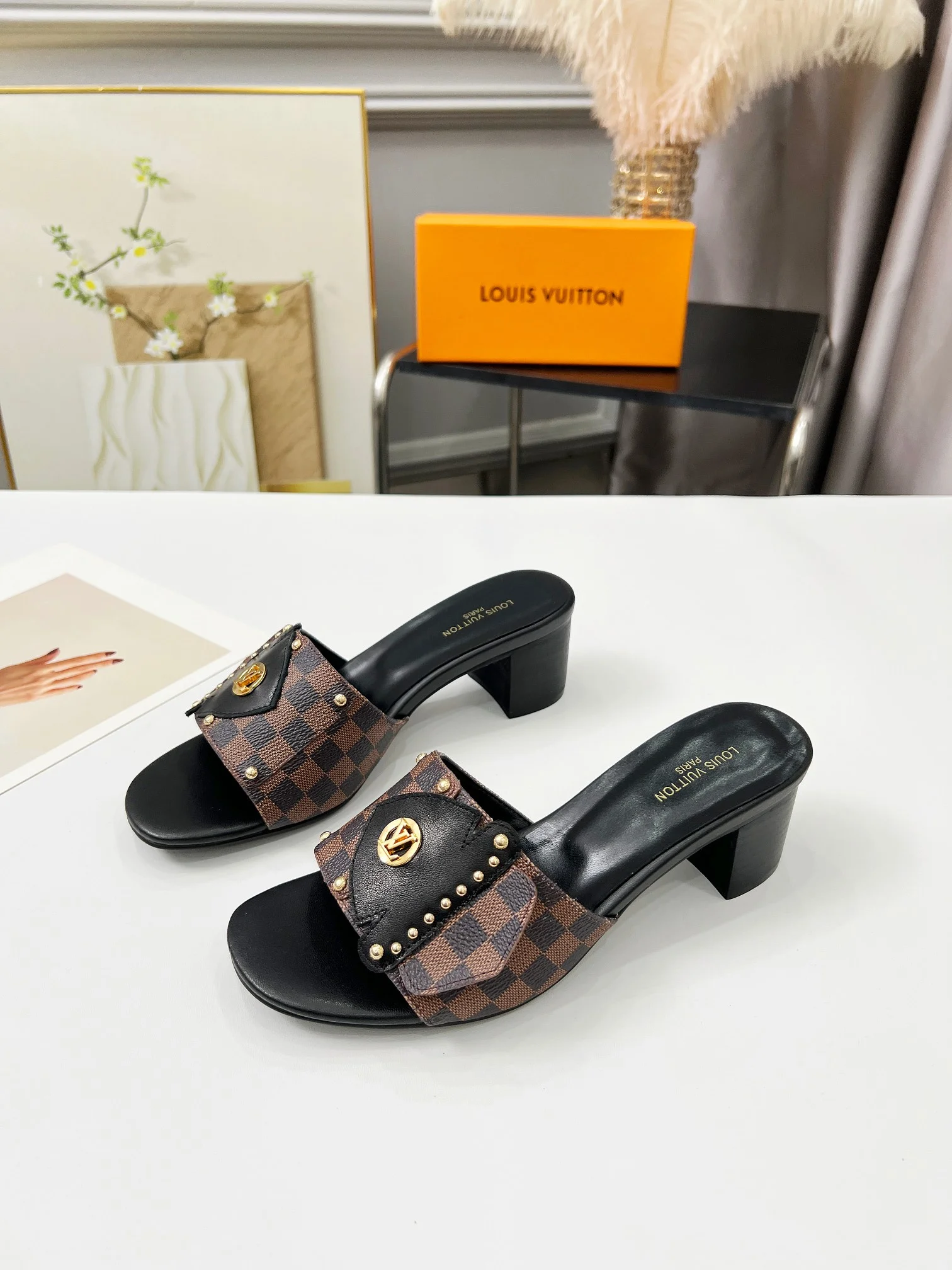 LV Slides Canvas Leather Brown-Black EU35-40 A80202609111198 - Image 6