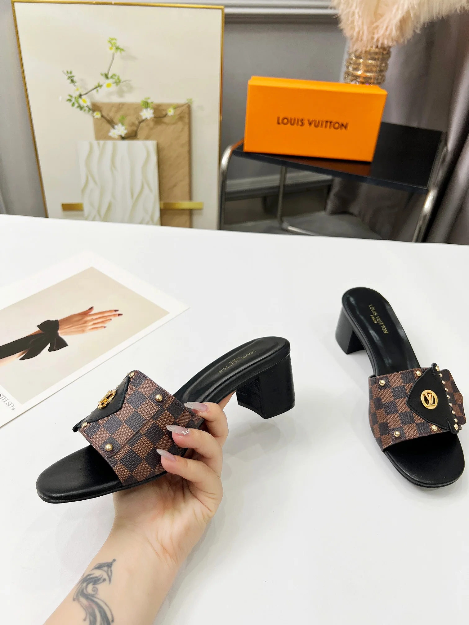 LV Slides Canvas Leather Brown-Black EU35-40 A80202609111198 - Image 9