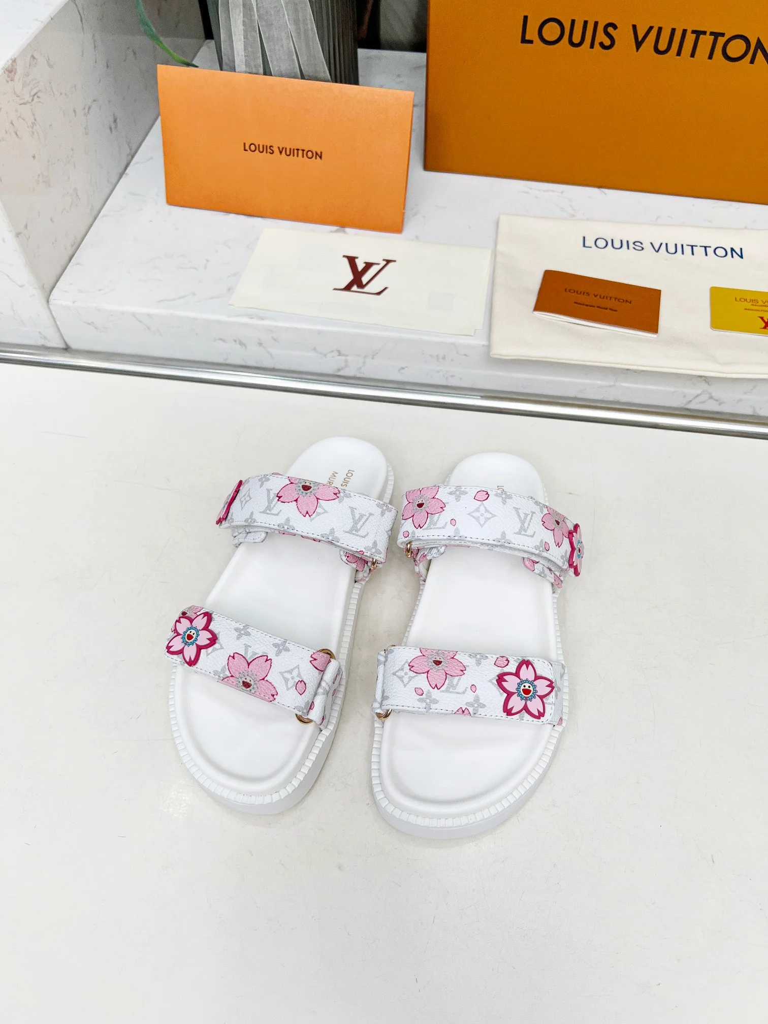 LV Slides Leather White-Pink EU35-45 A90202609111207 - Image 10