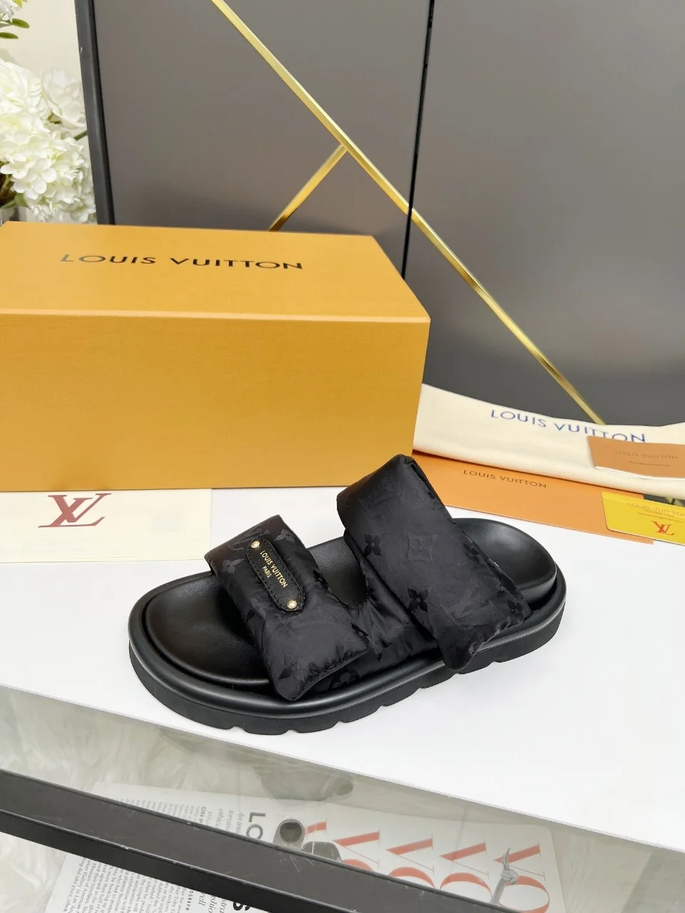 LV Slides Technical Fabric Black A80202609111205 - Image 8