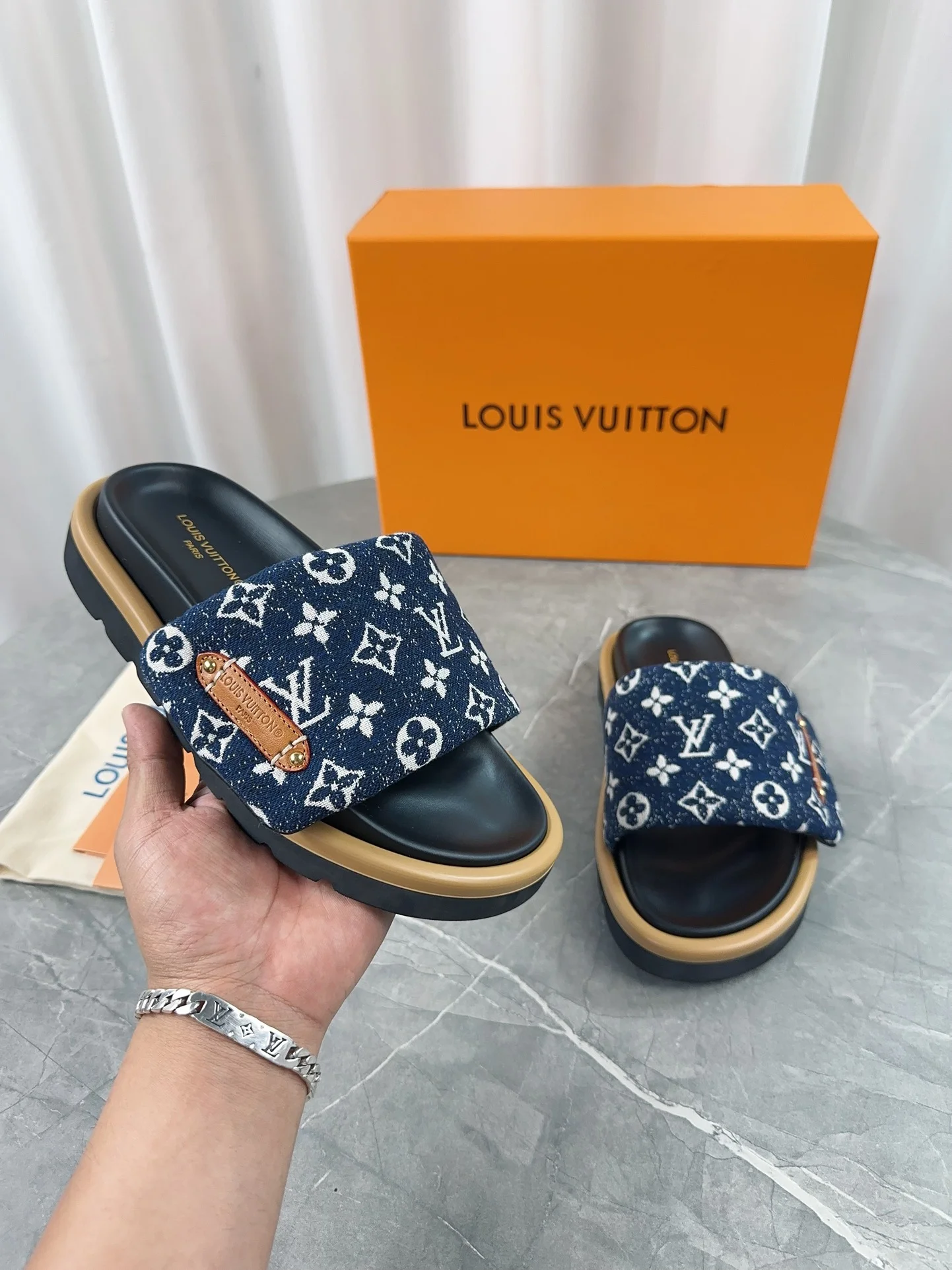 LV Slides Technical Fabric Blue-Tan EU35-45 A60202609111230 - Image 6