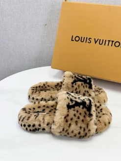 LV Slides Wool Rubber Beige-Black EU35-39 B60202609110584