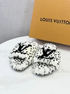 Alternative view of LV Slides Wool Rubber White-Black EU35-39 B60202609110585