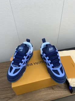 Alternative view of LV Sneakers Blue-Light Blue C00202609111646