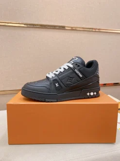 LV Sneakers Calf Leather Black EU35-47 B90202609111665