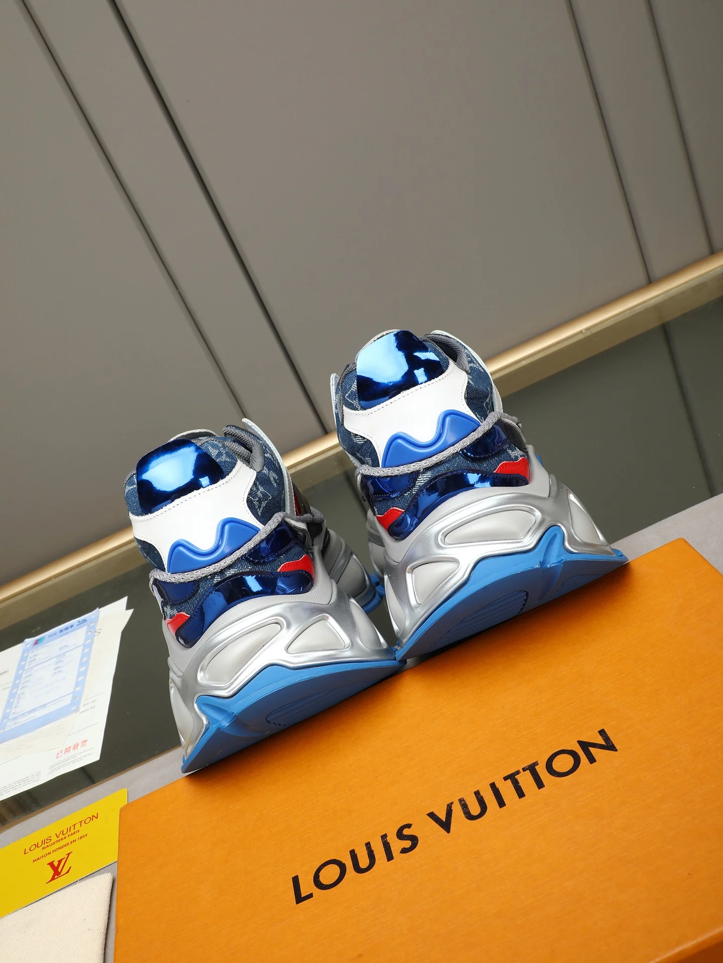 LV Sneakers Calf Leather Blue-Silver EU39-44 C50202609110697 - Image 5