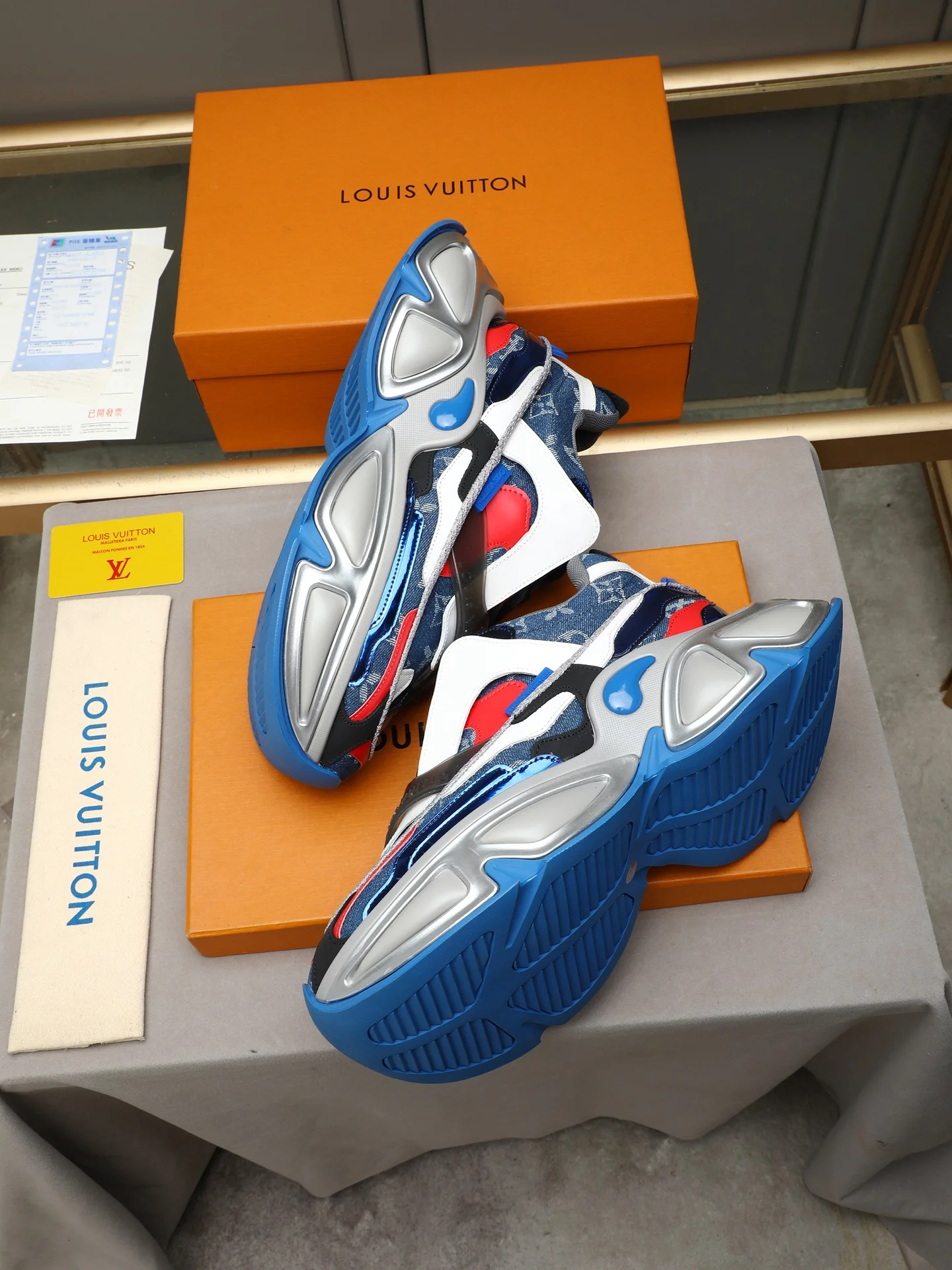 LV Sneakers Calf Leather Blue-Silver EU39-44 C50202609110697 - Image 7