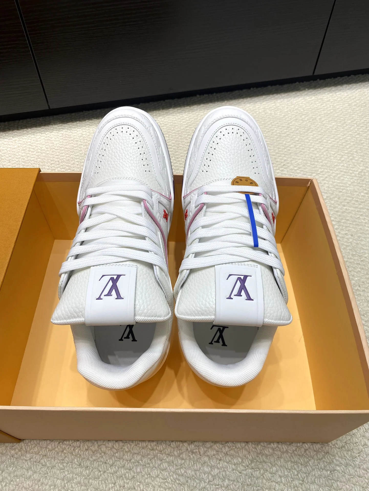 LV Sneakers Calf Leather White-Pink-Blue-Purple EU35-46 C00202609111680 - Image 2