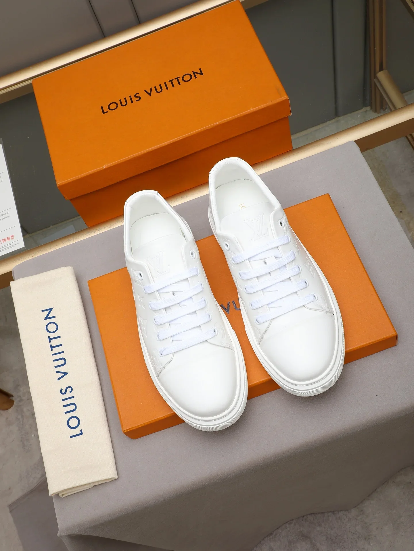 LV Sneakers Calfskin Leather White EU38-44 B10202609112019 - Image 8