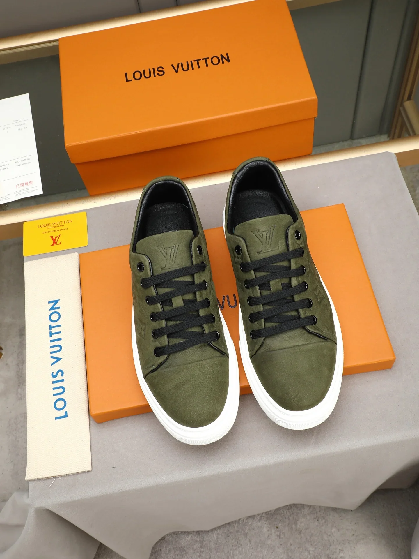 LV Sneakers Embossed Leather Green-White EU38-44 B20202609112018 - Image 8